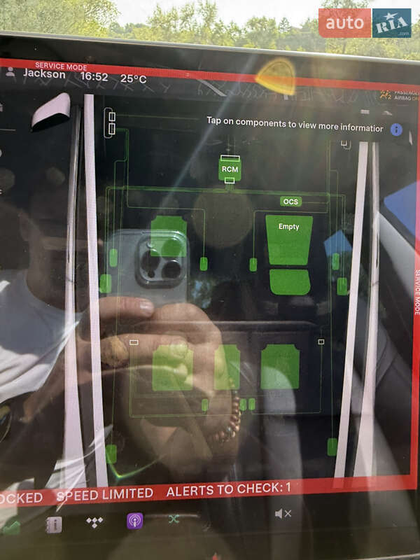 Седан Tesla Model 3 2019 в Киеве