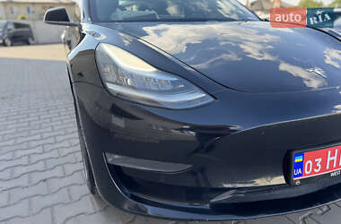Седан Tesla Model 3 2018 в 
