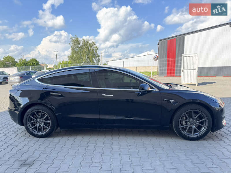 Седан Tesla Model 3 2018 в Луцке фото 8 Седан Tesla Model 3 2018 в Луцке