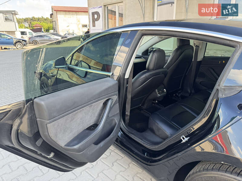 Седан Tesla Model 3 2018 в Луцке фото 18 Седан Tesla Model 3 2018 в Луцке
