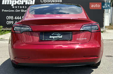 Седан Tesla Model 3 2019 в 