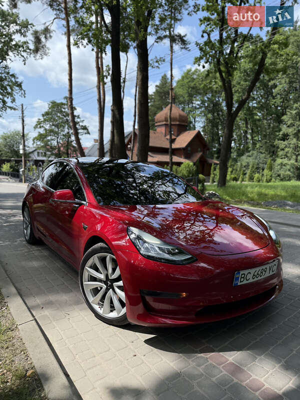 Седан Tesla Model 3 2018 в 