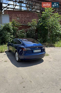 Седан Tesla Model 3 2018 в 