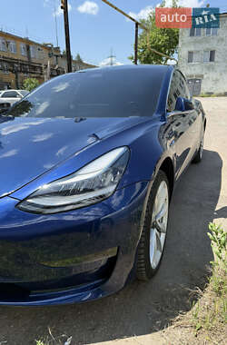 Седан Tesla Model 3 2018 в 