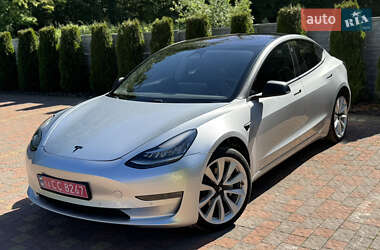 Седан Tesla Model 3 2018 в 