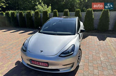 Седан Tesla Model 3 2018 в 