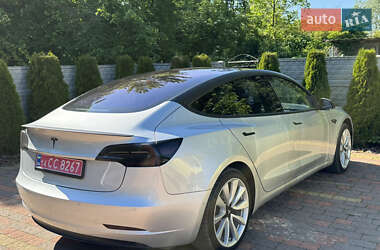 Седан Tesla Model 3 2018 в 