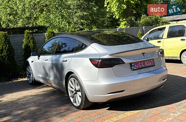 Седан Tesla Model 3 2018 в 