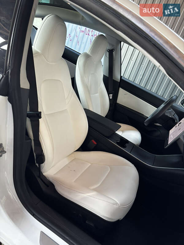 Седан Tesla Model 3 2019 в Стрые фото 18 Седан Tesla Model 3 2019 в Стрые