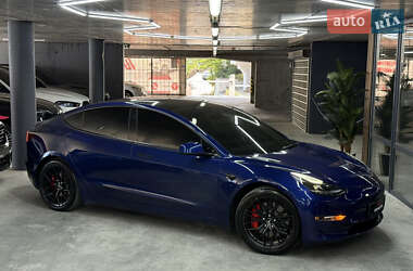 Седан Tesla Model 3 2022 в Одесі