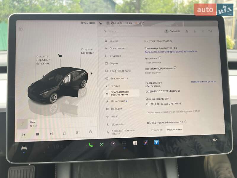 Седан Tesla Model 3 2022 в Киеве