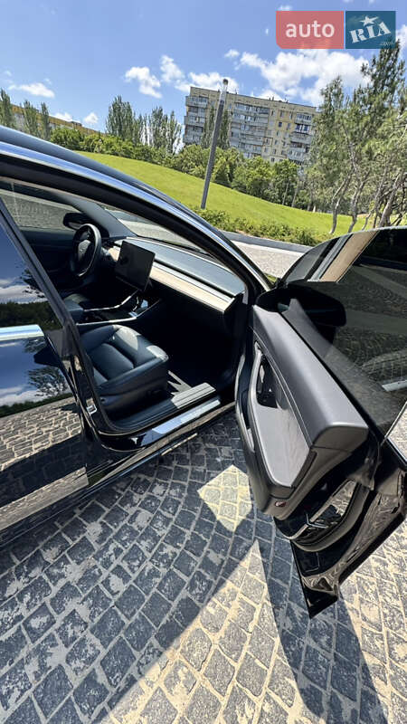 Седан Tesla Model 3 2020 в Дніпрі фото 9 Седан Tesla Model 3 2020 в Дніпрі