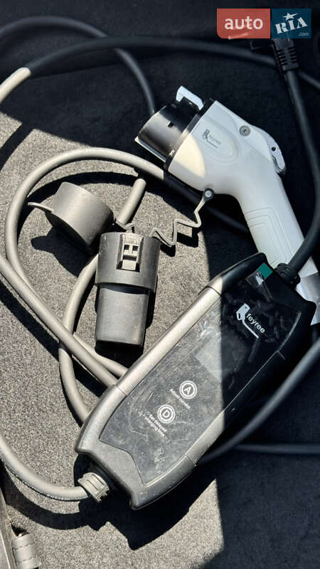 Седан Tesla Model 3 2020 в Дніпрі фото 19 Седан Tesla Model 3 2020 в Дніпрі