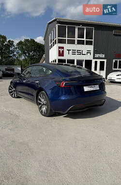 Седан Tesla Model 3 2024 в Виннице
