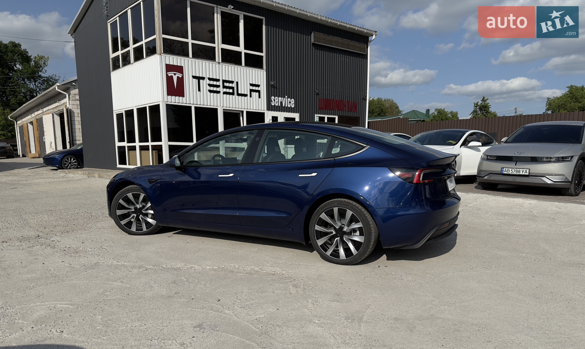 2024 Tesla Model 3 - мініатюра 25