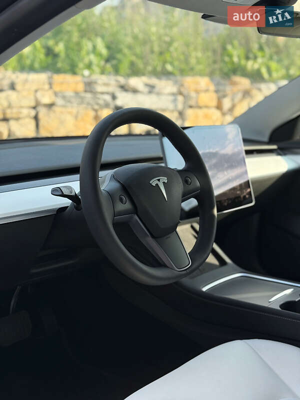 Седан Tesla Model 3 2021 в Калуше фото 12 Седан Tesla Model 3 2021 в Калуше