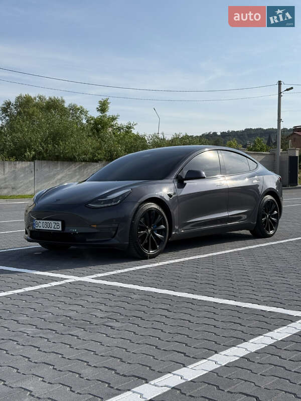 Седан Tesla Model 3 2019 в Львові фото 3 Седан Tesla Model 3 2019 в Львові