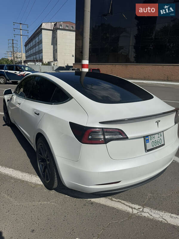 Седан Tesla Model 3 2019 в Одессе фото 18 Седан Tesla Model 3 2019 в Одессе