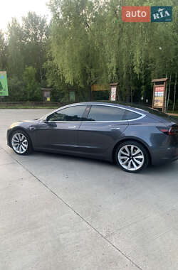 Седан Tesla Model 3 2019 в 
