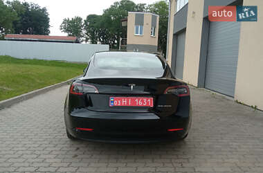 Седан Tesla Model 3 2019 в 