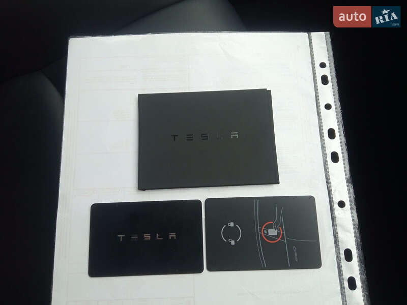 Седан Tesla Model 3 2019 в Радехове фото 20 Седан Tesla Model 3 2019 в Радехове