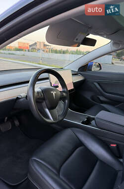 Седан Tesla Model 3 2018 в 