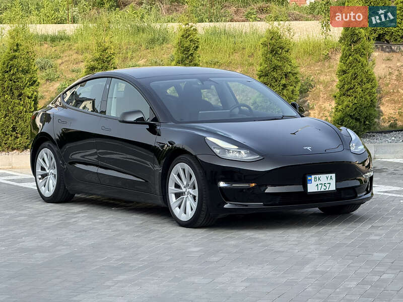 Седан Tesla Model 3 2022 в Ровно фото 40 Седан Tesla Model 3 2022 в Ровно