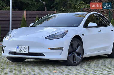 Седан Tesla Model 3 2018 в 