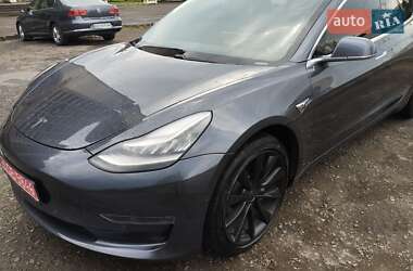 Седан Tesla Model 3 2019 в 