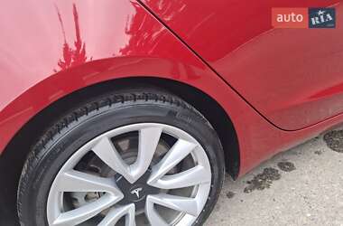 Седан Tesla Model 3 2018 в Харькове