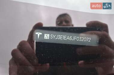 Седан Tesla Model 3 2018 в 