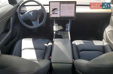 Седан Tesla Model 3 2019 в 