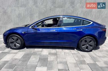 Седан Tesla Model 3 2019 в 