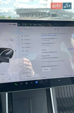 Седан Tesla Model 3 2020 в 