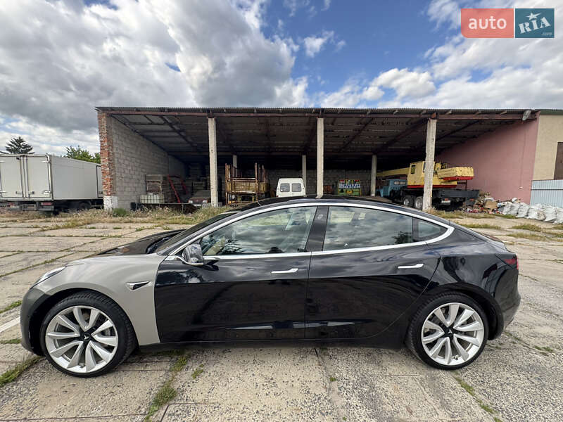 Седан Tesla Model 3 2018 в Владимире фото 12 Седан Tesla Model 3 2018 в Владимире