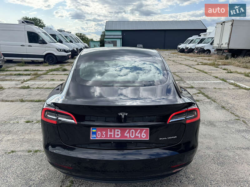 Седан Tesla Model 3 2018 в Владимире фото 16 Седан Tesla Model 3 2018 в Владимире