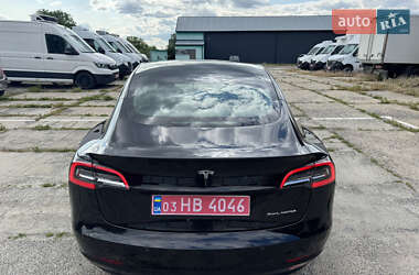 Седан Tesla Model 3 2018 в 