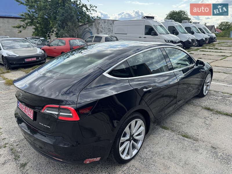 Седан Tesla Model 3 2018 в Владимире фото 19 Седан Tesla Model 3 2018 в Владимире