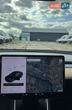 Седан Tesla Model 3 2018 в 