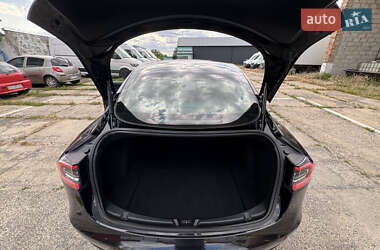 Седан Tesla Model 3 2018 в 