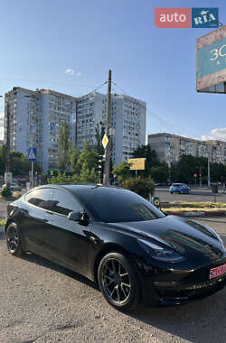 Седан Tesla Model 3 2021 в Одессе