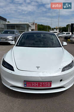 Седан Tesla Model 3 2024 в Ровно