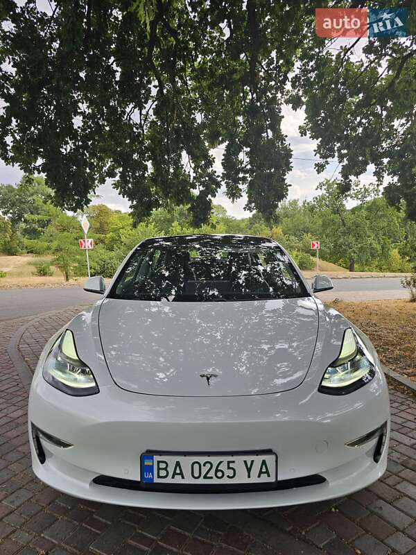 Седан Tesla Model 3 2021 в Кропивницькому фото 5 Седан Tesla Model 3 2021 в Кропивницькому