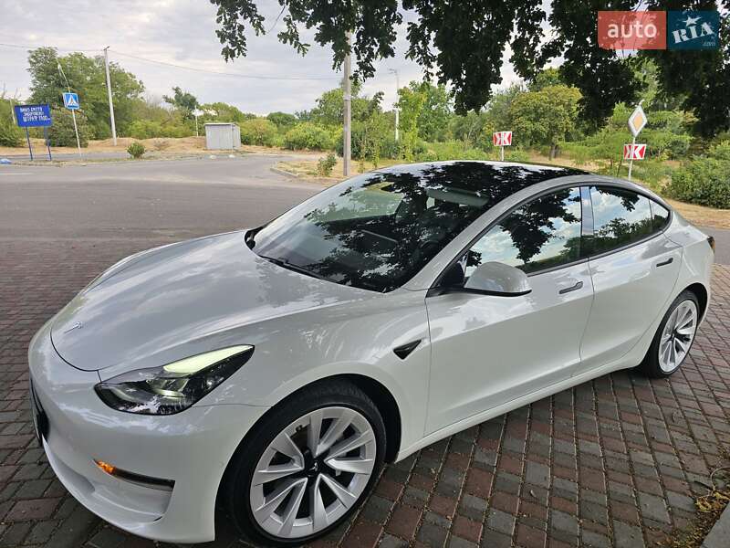 Седан Tesla Model 3 2021 в Кропивницькому фото 17 Седан Tesla Model 3 2021 в Кропивницькому