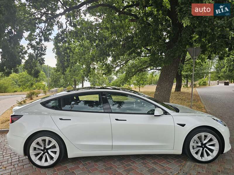 Седан Tesla Model 3 2021 в Кропивницькому фото 19 Седан Tesla Model 3 2021 в Кропивницькому