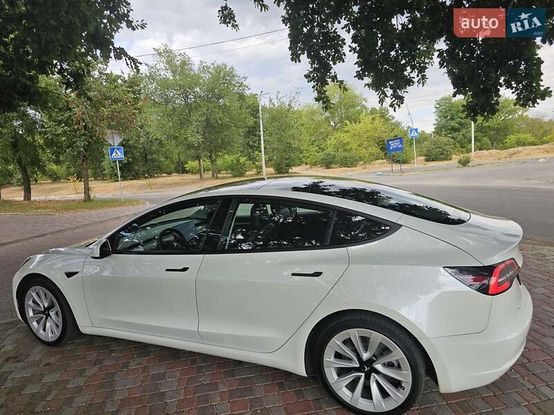 Седан Tesla Model 3 2021 в Кропивницькому фото 26 Седан Tesla Model 3 2021 в Кропивницькому