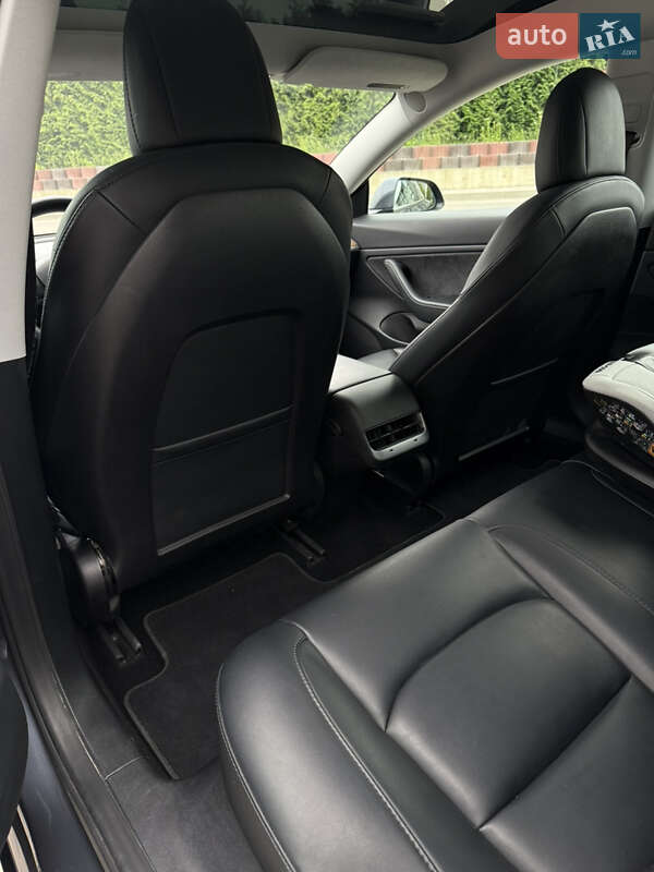 Седан Tesla Model 3 2021 в Луцке фото 6 Седан Tesla Model 3 2021 в Луцке