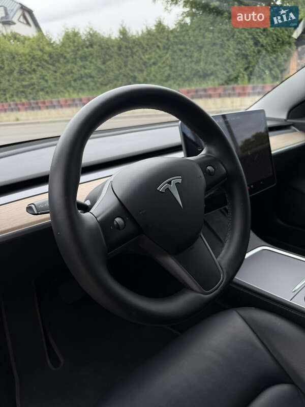 Седан Tesla Model 3 2021 в Луцке фото 24 Седан Tesla Model 3 2021 в Луцке