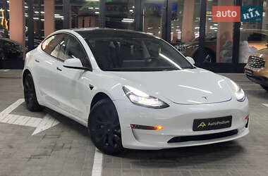 Седан Tesla Model 3 2023 в Києві