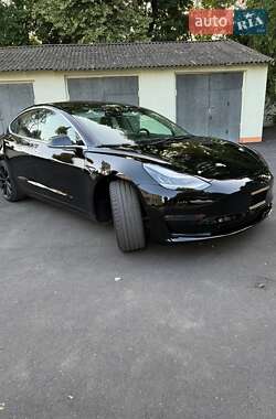Седан Tesla Model 3 2018 в 